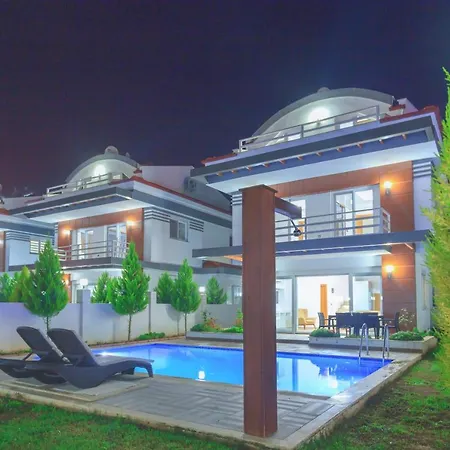 Tala 9 Villa